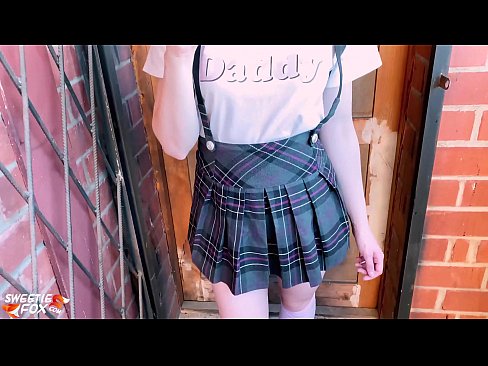 ❤️ Schoolgirl Sikini derinden Sucks ve sınıflar yerine sikikleri. ️ Porno videosu tr.pornpicslove.ru ☑